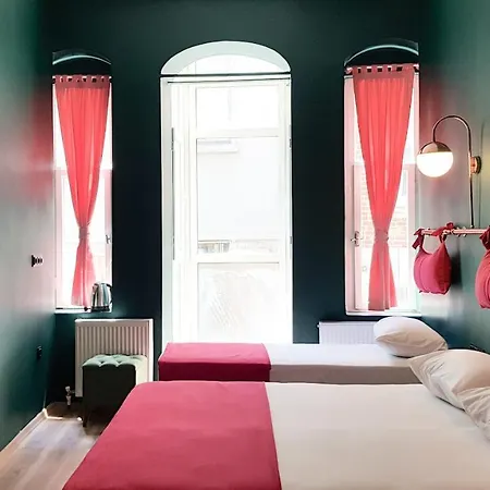Ξενοδοχείο Casa Rosa 5*