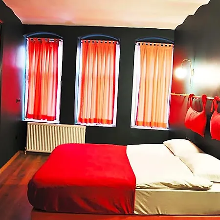 Casa Rosa 5*