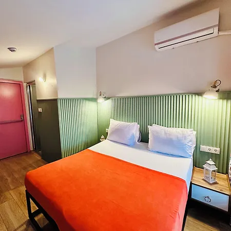 Hotel Casa Rosa 5*